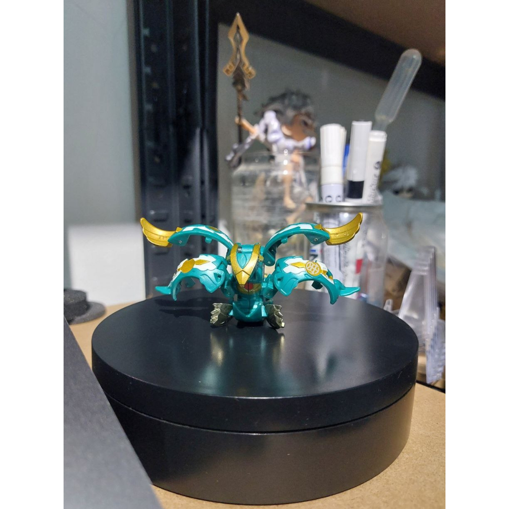 Bakugan Bakutech Lashow Falco