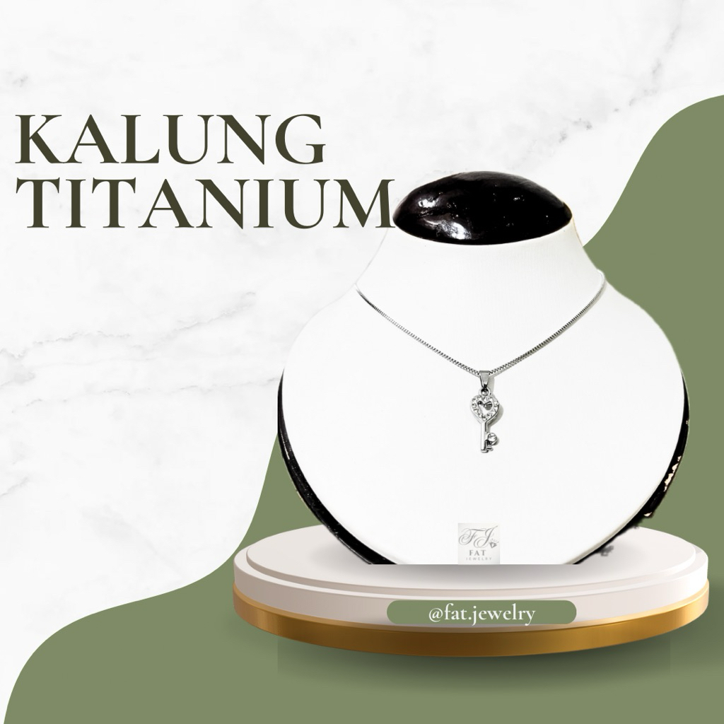[FJ] Kalung Titanium Liontin Berbentuk Kunci