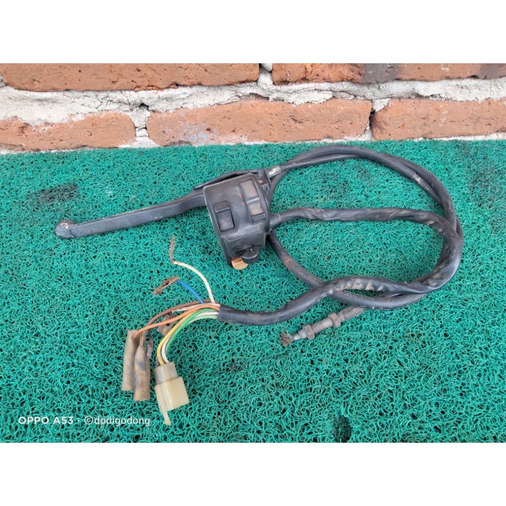 Holder Saklar Kiri Honda Win 100 Original