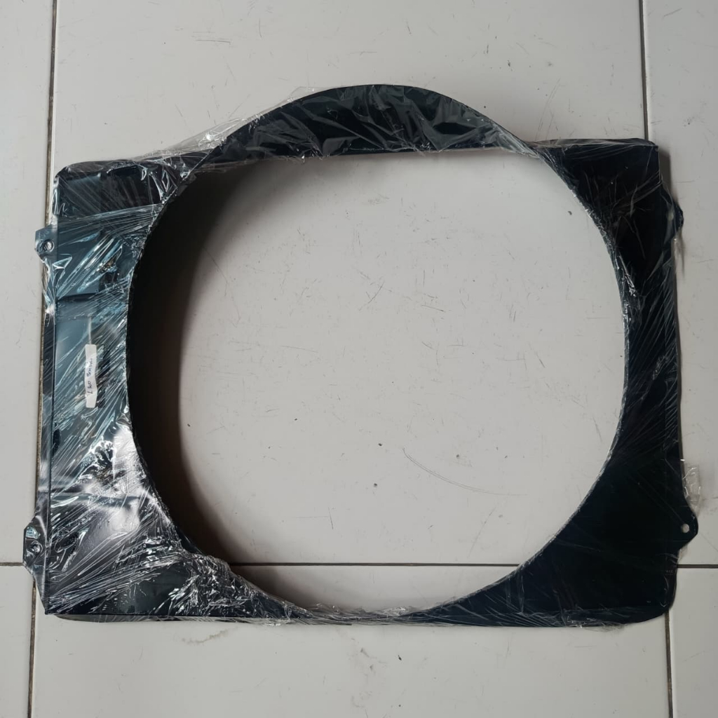 Strut Fun Mobil L 300 Bensin / Tutup Kipas Radiator  Mobil L 300 Bensin Bahan Plat besi Barang Lokal
