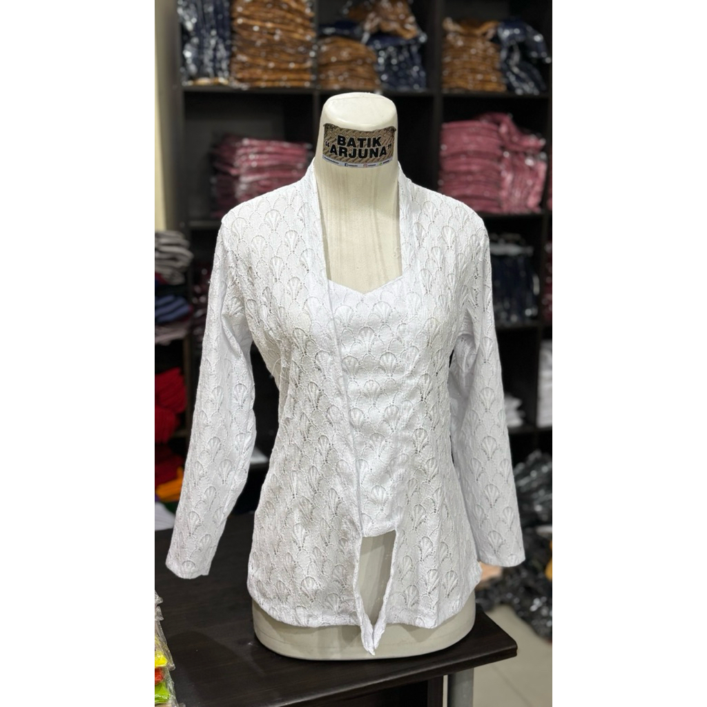 Kebaya Import/Kebaya Putih Brokat Premium/Kebaya Putih Lengan Panjang