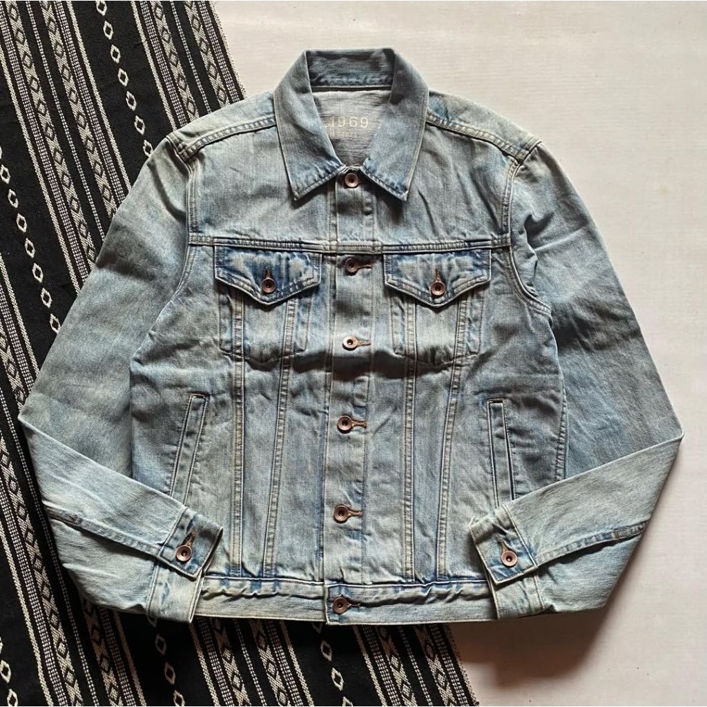 Jaket Denim GAP