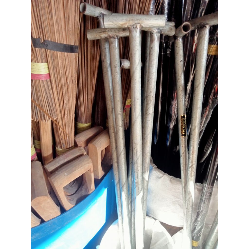 Tojok Sawit atau Sodok Buah sawit