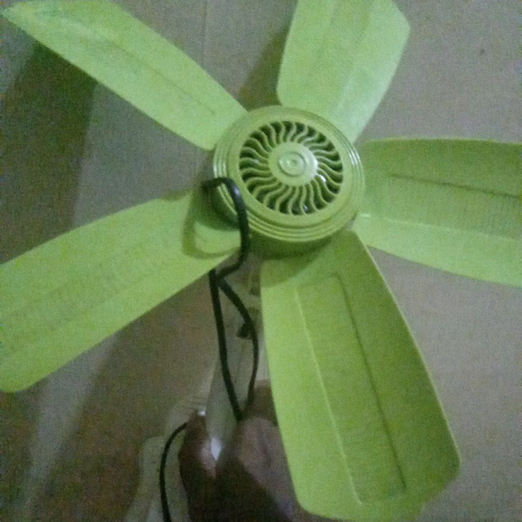 kipas angin tempel