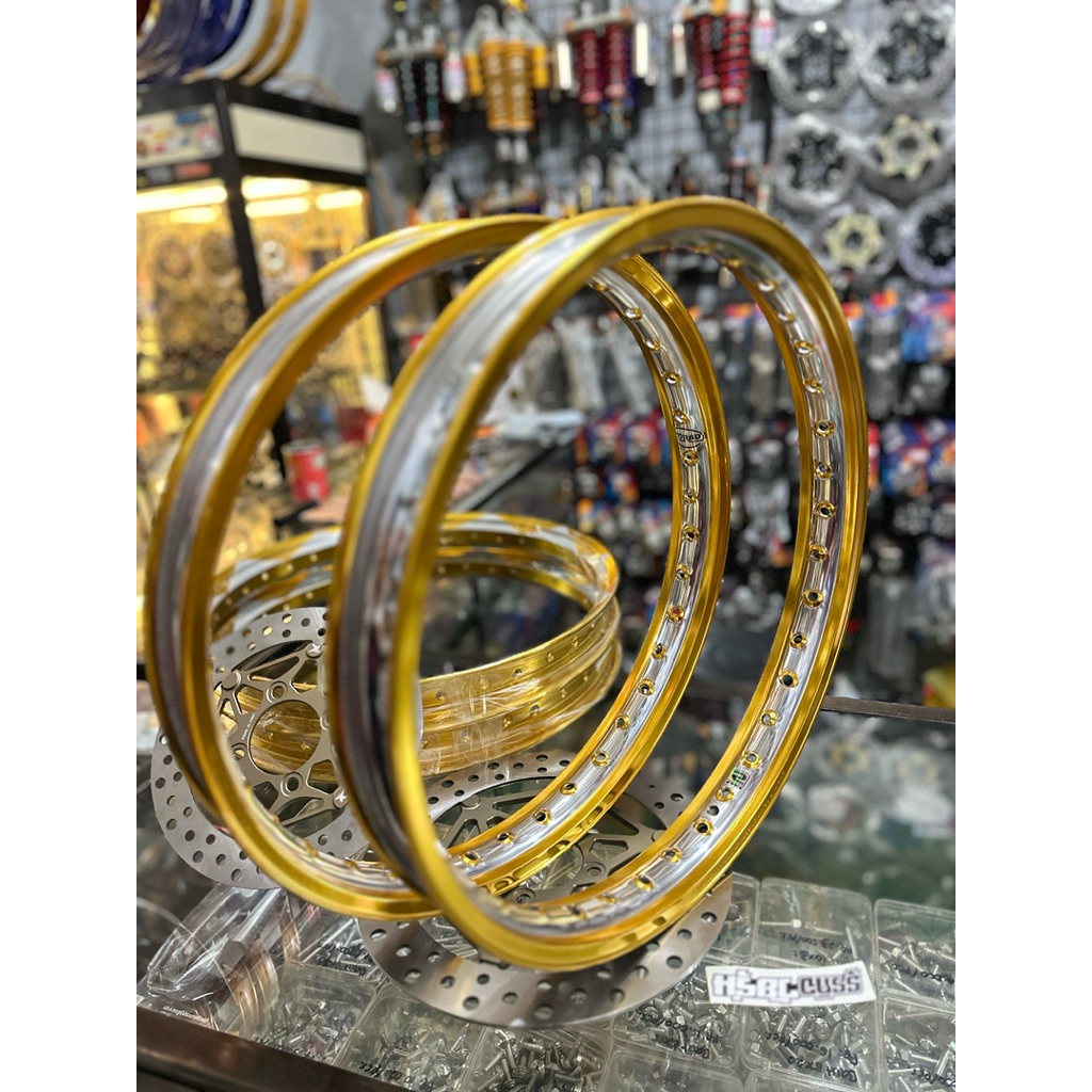Ring velg akront twotone gold ring 16 uk 140/140 (sepasang)