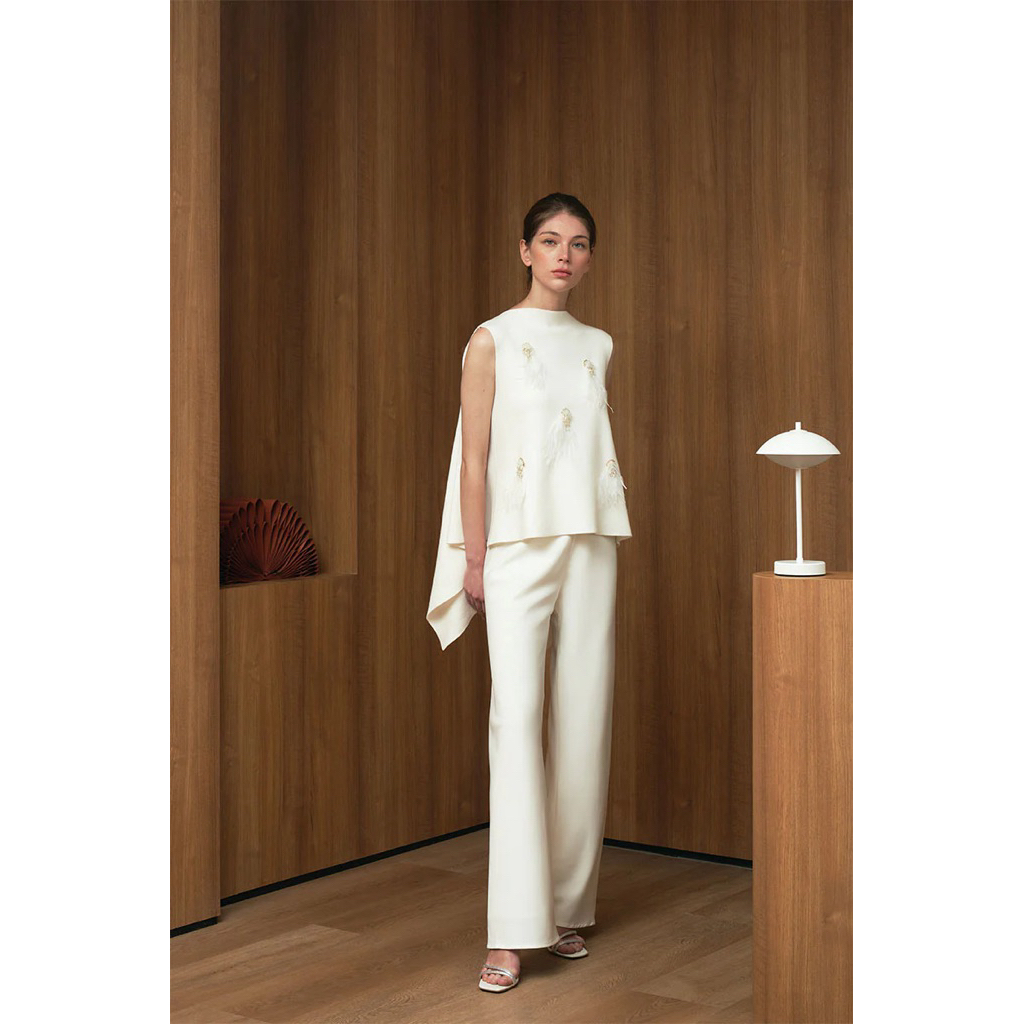 Duma Clea top new