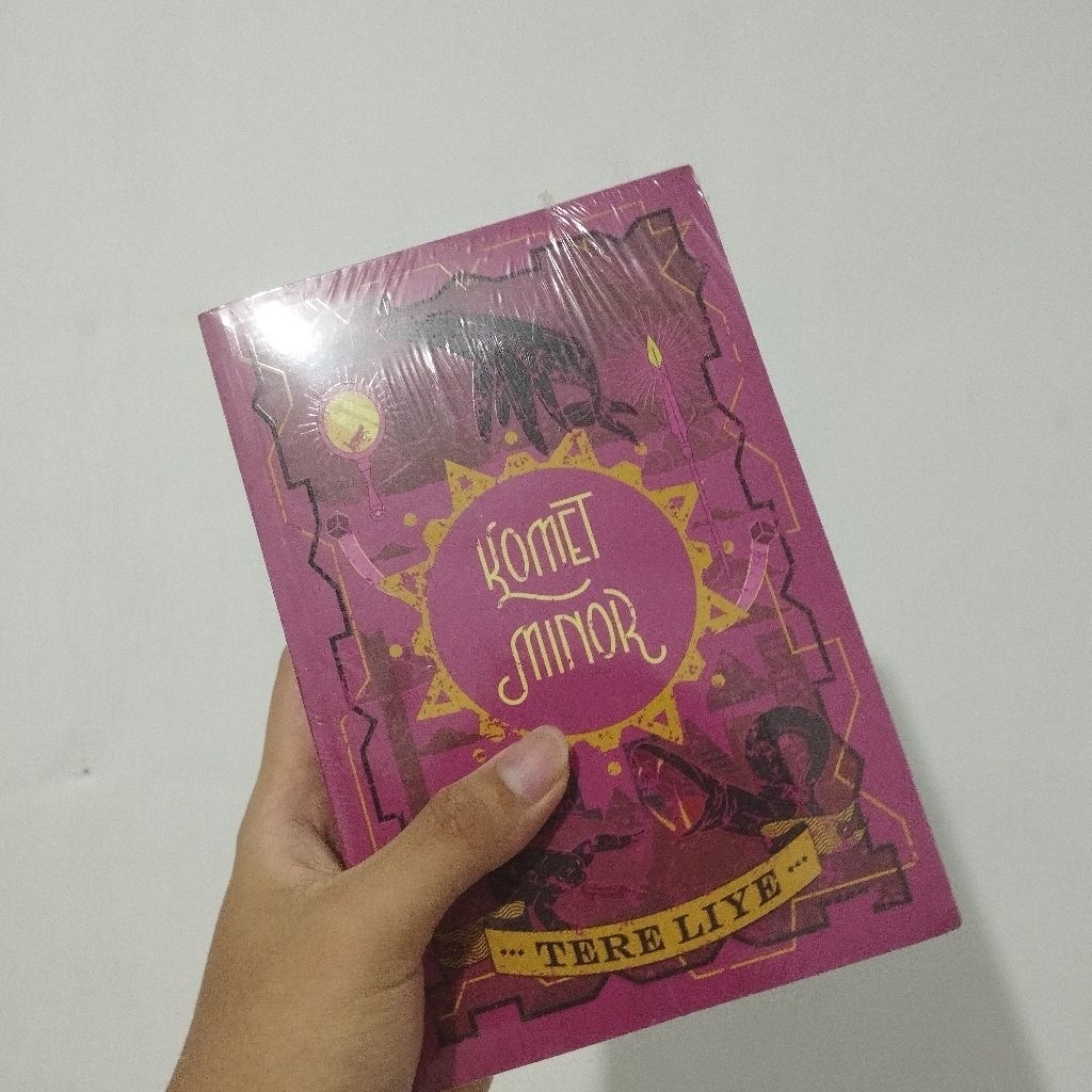 [PRELOVED SEALED] Komet Minor - Tere Liye