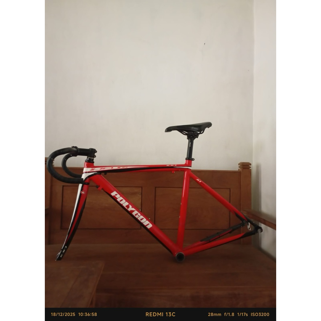 Frame set polygon helios 100 size S plus wheelset novatec