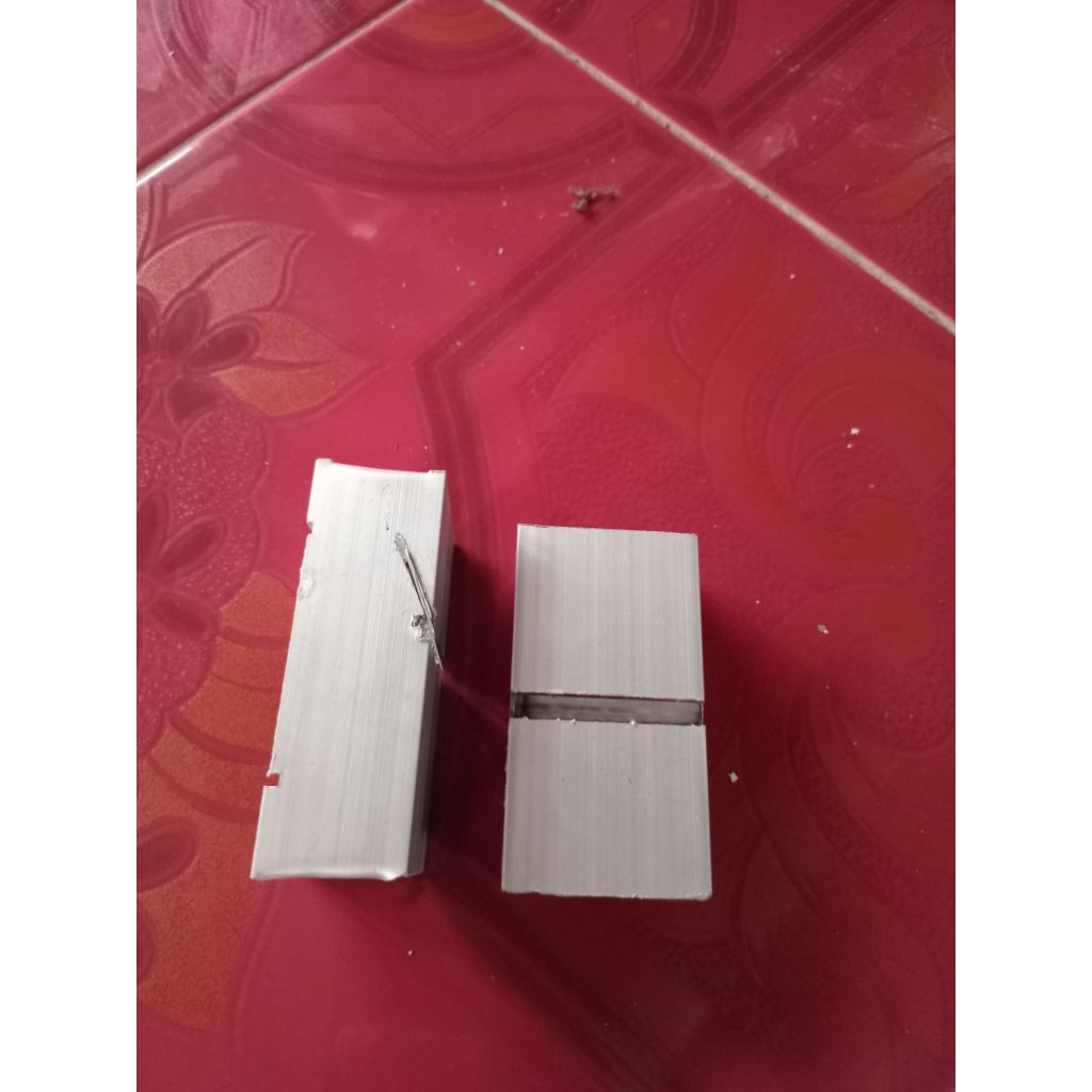 Pisau kerokan ari kelapa/Pisau pelupas kulit kelapa/Pelupas kulit singkong