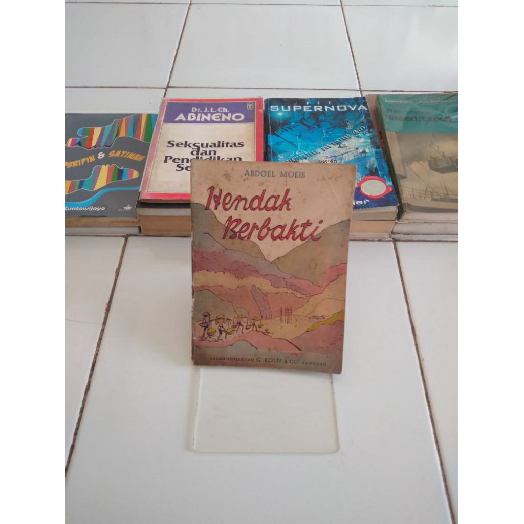 abdoel moeis hendak berbakti