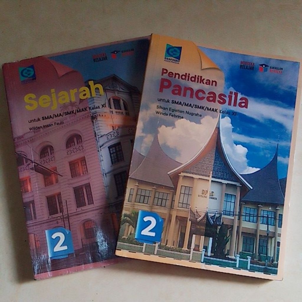 ORIGINAL Buku Pelajaran PENDIDIKAN PANCASILA & SEJARAH untuk SMA/MA/SMK/MAK Kelas XI