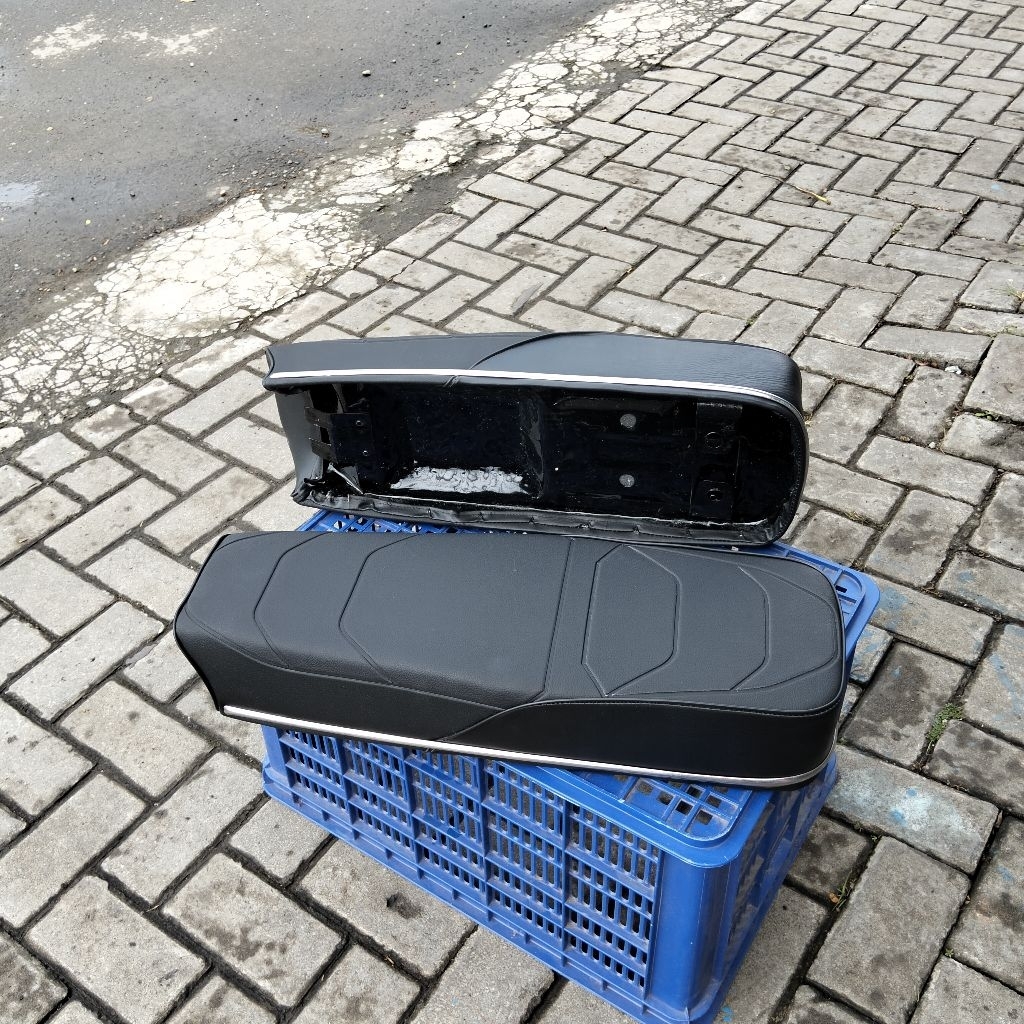 JOK CB KULIT MBTECH ZEUS ONE & Xx ROBOT PLAT BESI