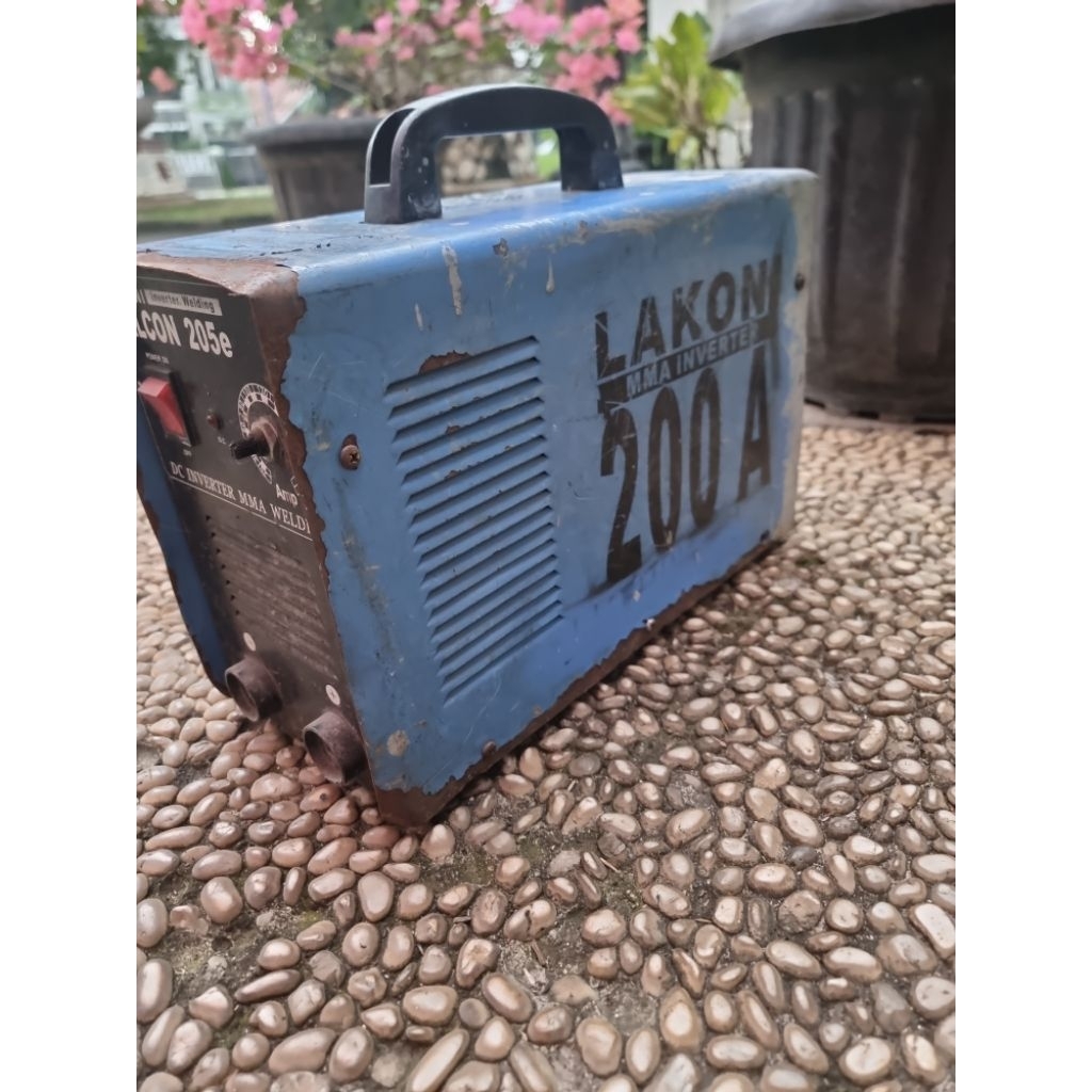 mesin las lakoni 200A kondisi Bekas