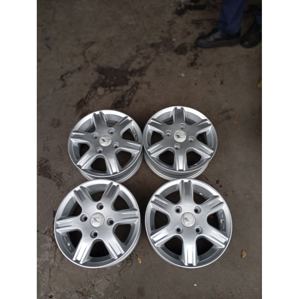Velg Mobil OEM Daihatsu Xenia 1.0 Li R13 Pcd 4x114 Carry Avanza T120