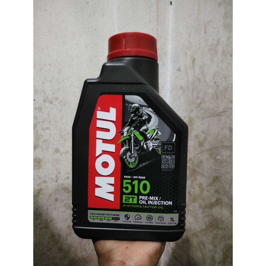 OLI MOTUL 2T oli samping mesin