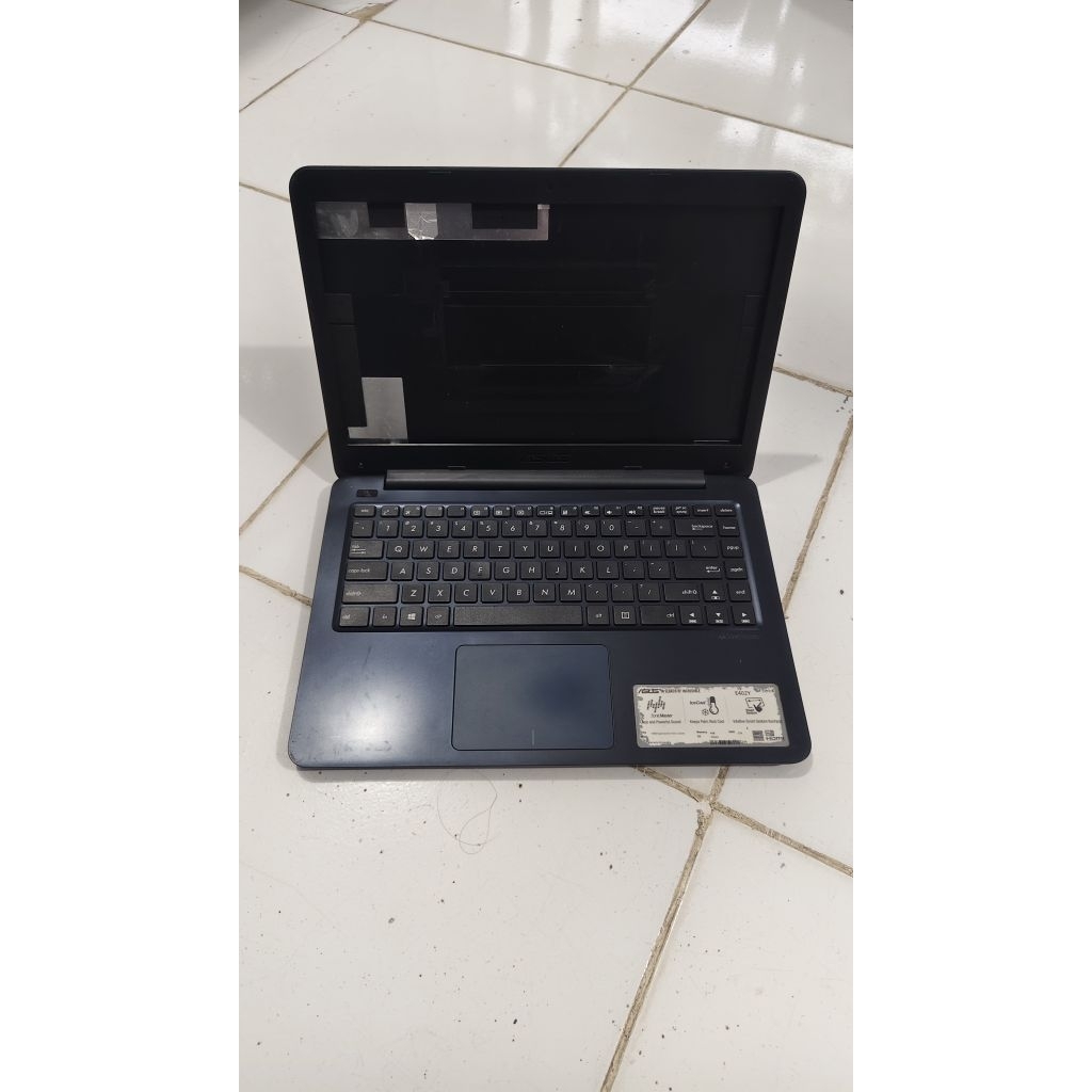 casing laptop asus e402y