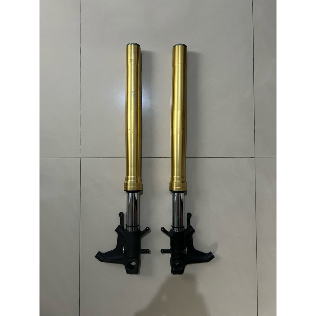 Showa BPF 41mm (ex GSX-R600/750 2011 L1)