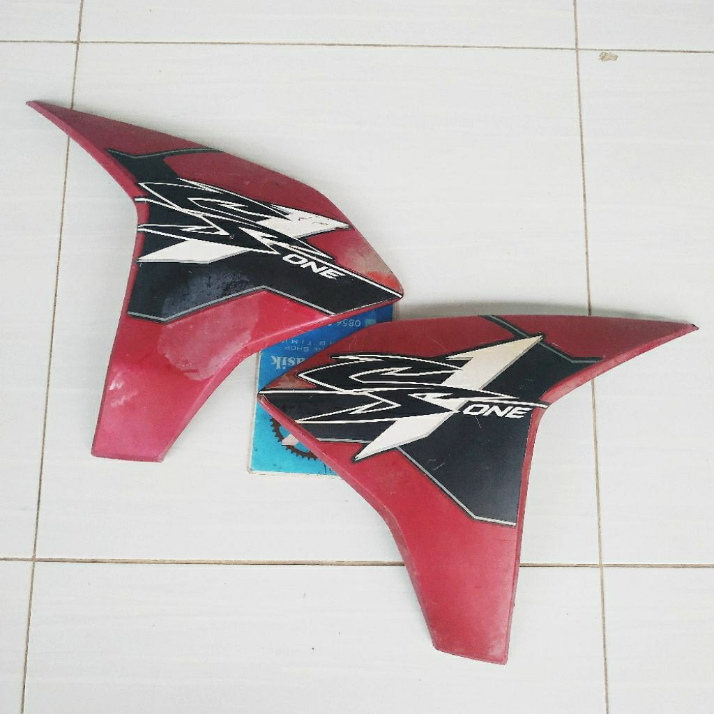 Sayap tangki honda cs1 CS one bekas original