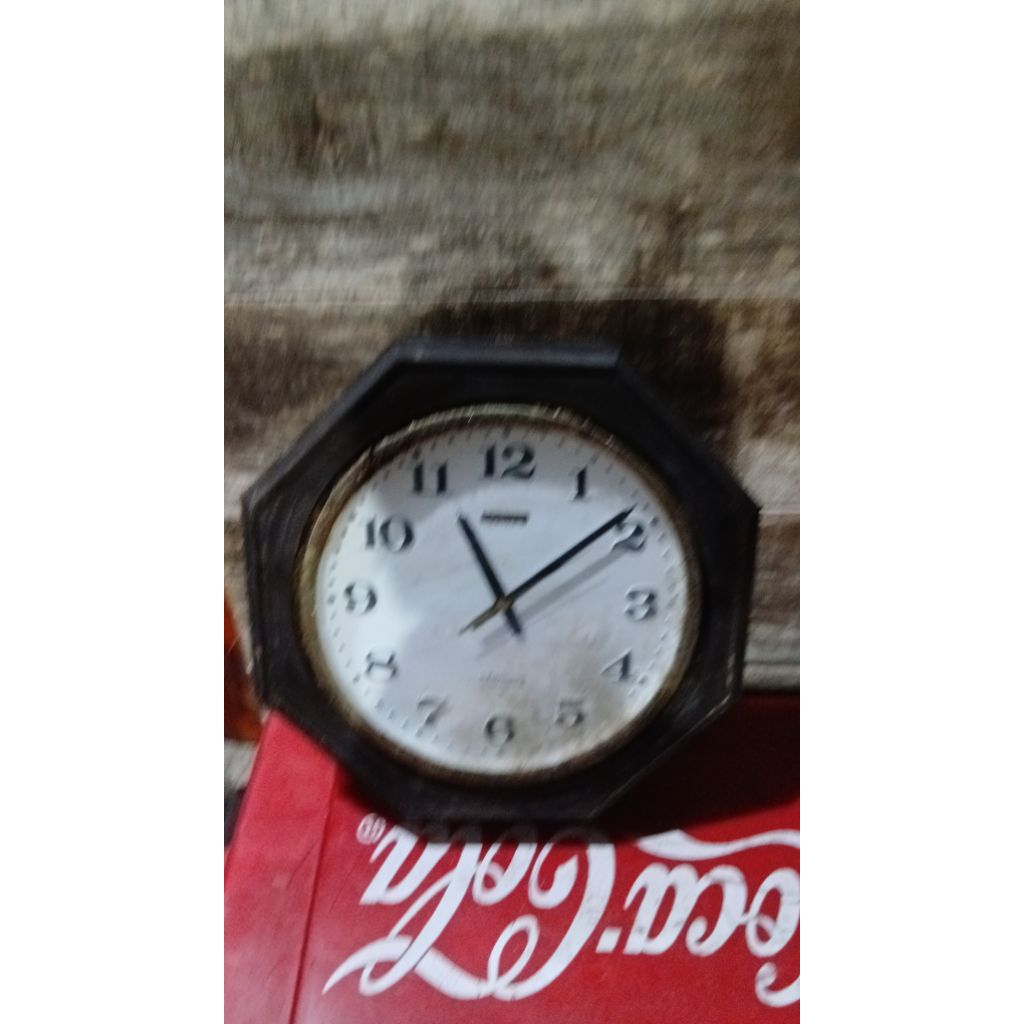 Jam dinding transistor 145k jadul antik kuno lawas vintage display anggep mati