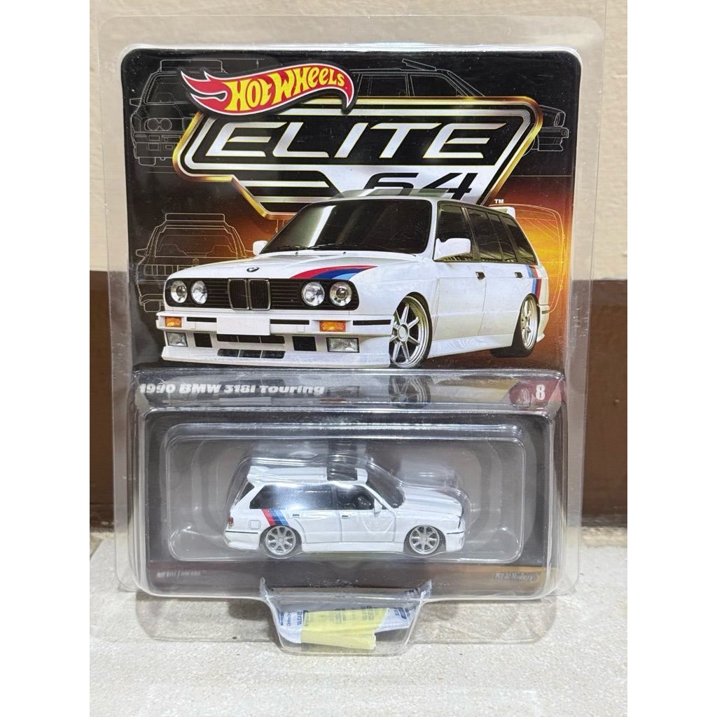 Hot Wheels Elite64 1990 BMW 318i Touring + Protector