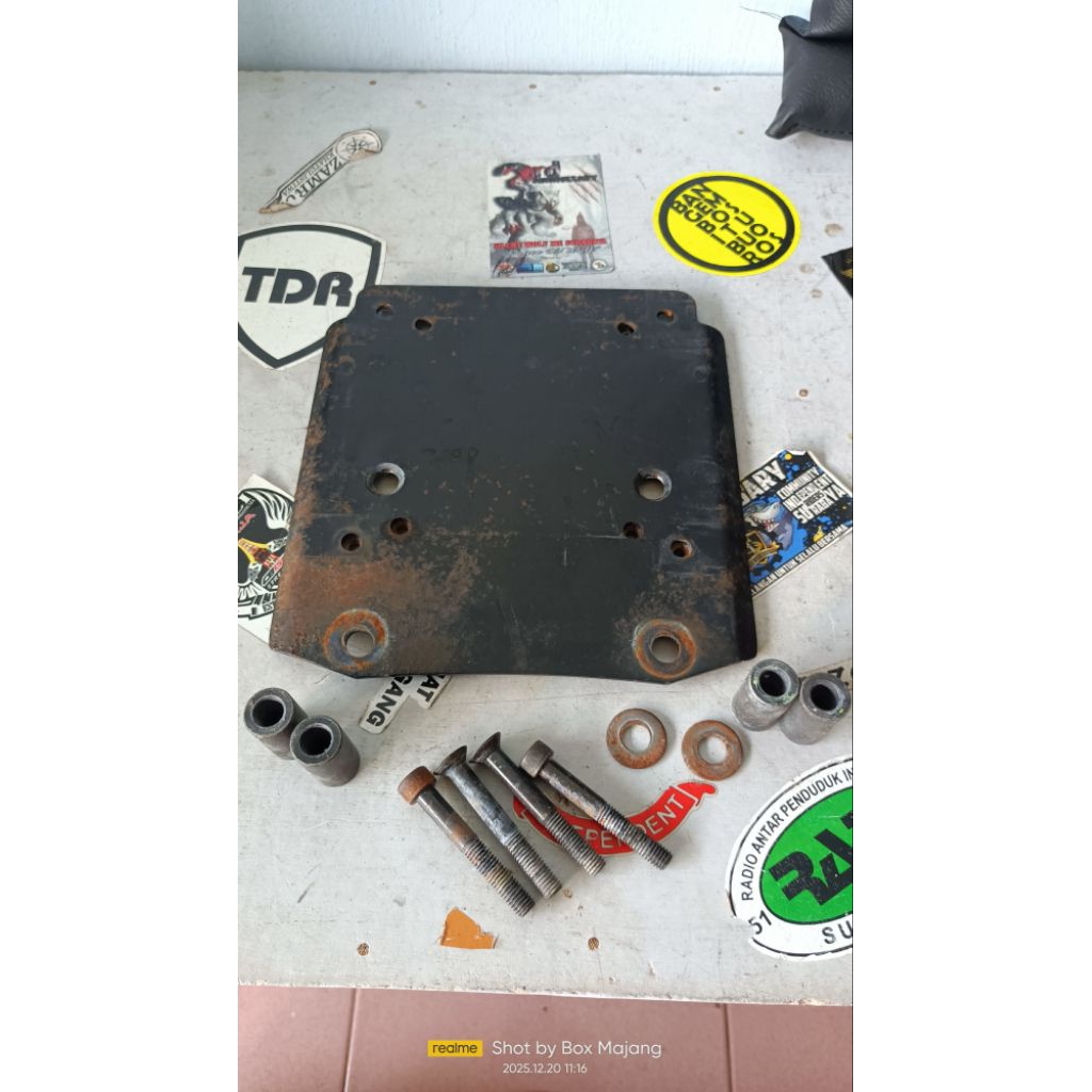 breket second statis side box SB & SBL givi e21 e22 PCX 150-160 beat vario byson adress