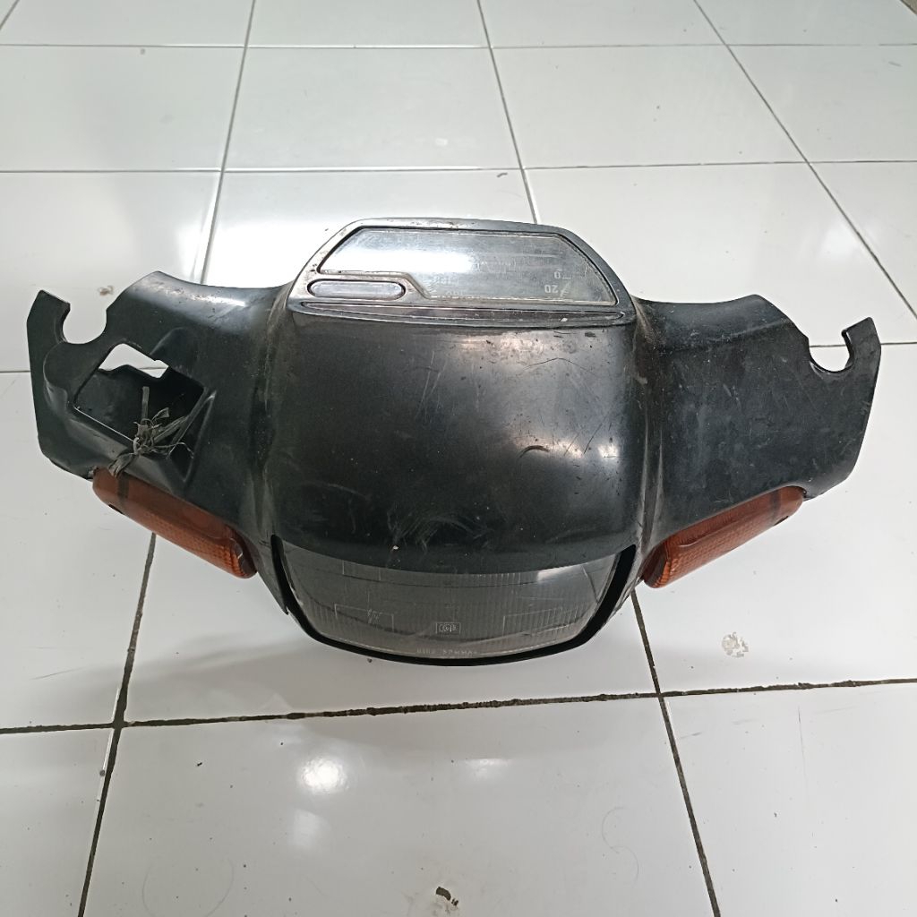 Headlamp cover batok kepala lampu Kawasaki Kaze r kaze zr kaze vr cakram original lepasan motor