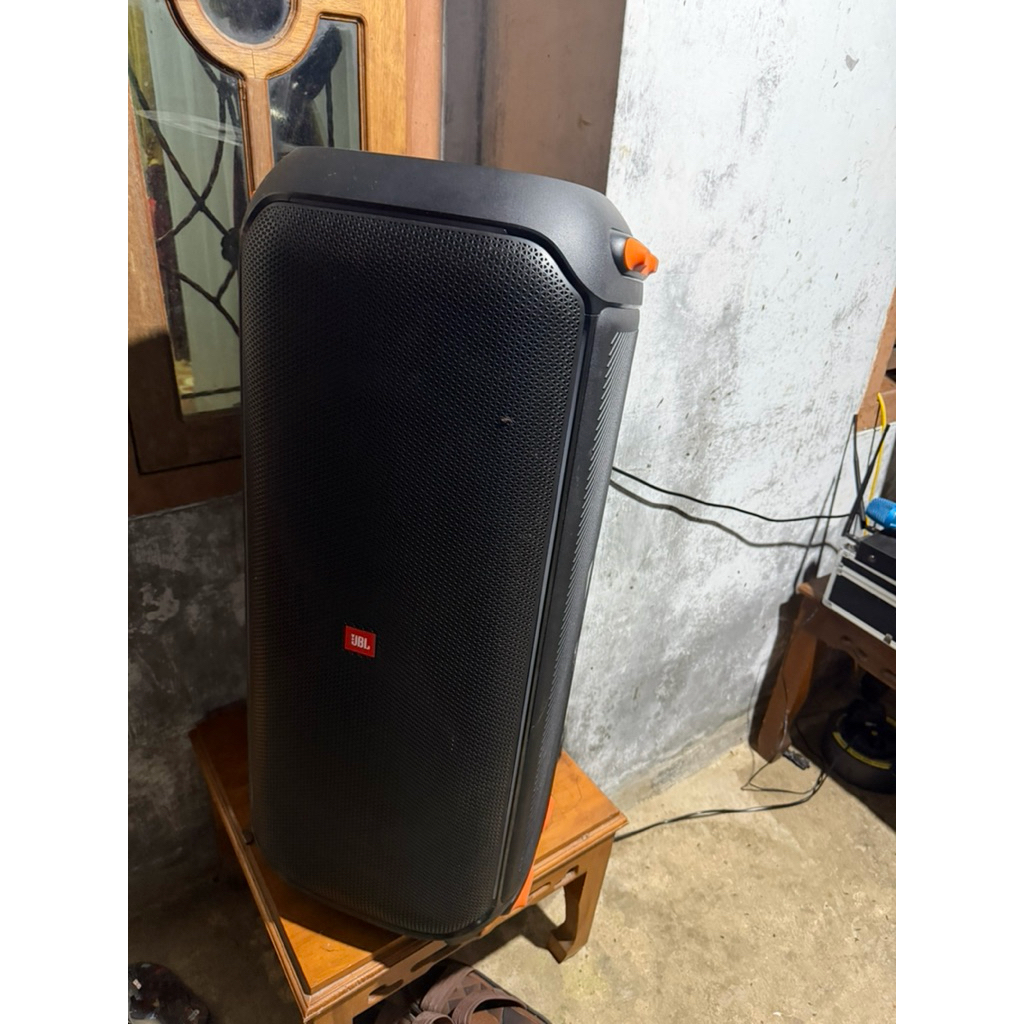 jbl party box 710