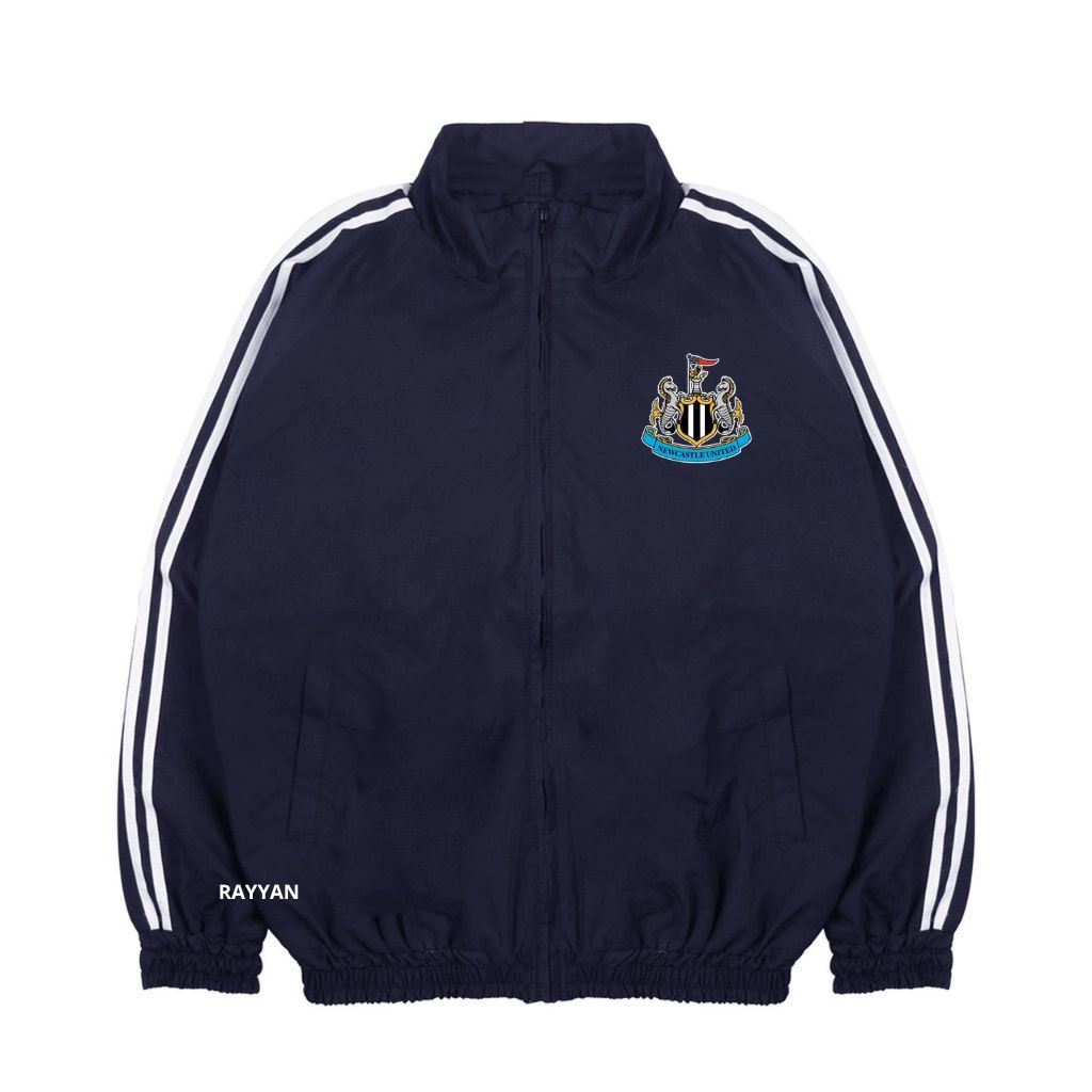 Newcastle United Jacket Tracktop Unisex Footbal Club Top Eropa / Dunia Warna Navy Blue Motif List Ta