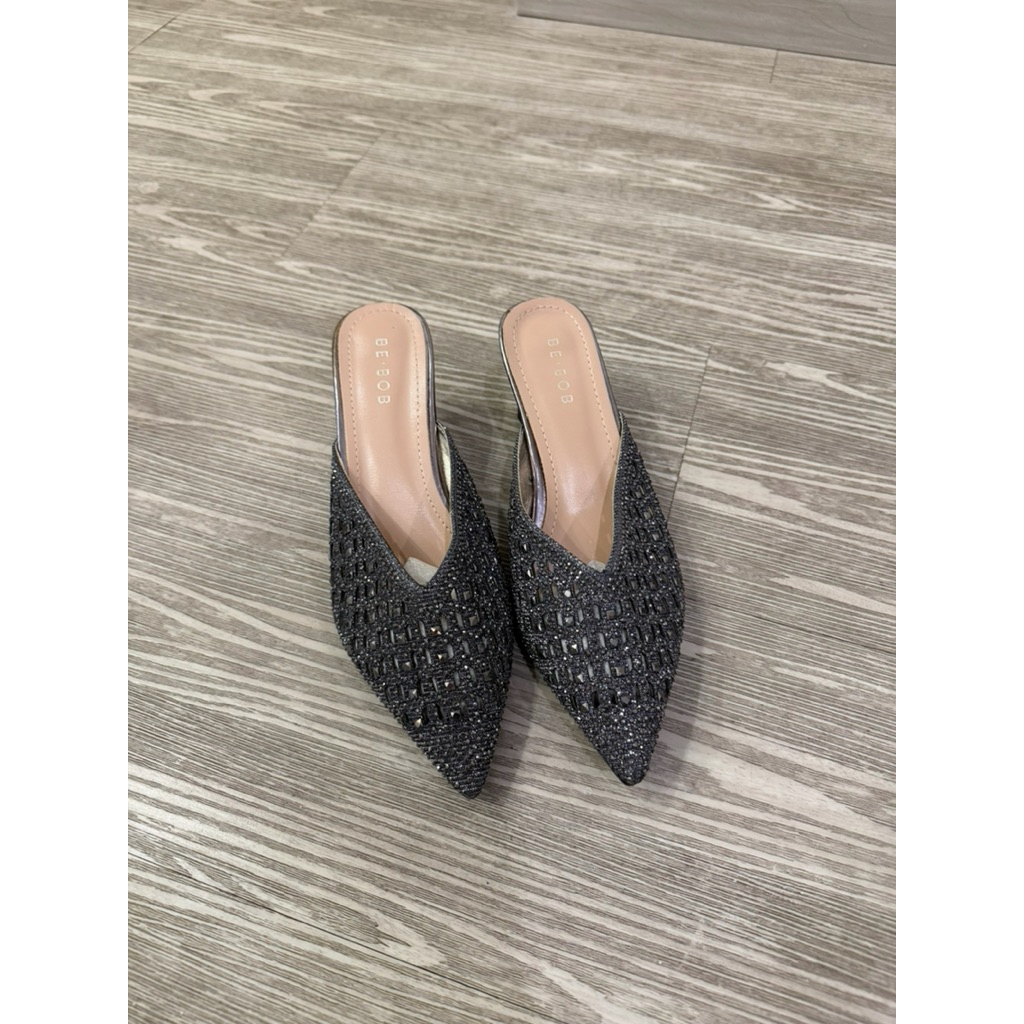 New be bob heels size 37