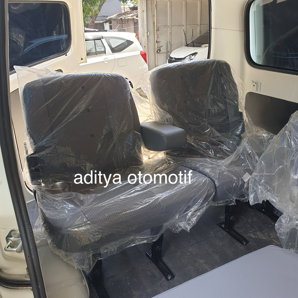 Jok belakang grand max hadap depan ori