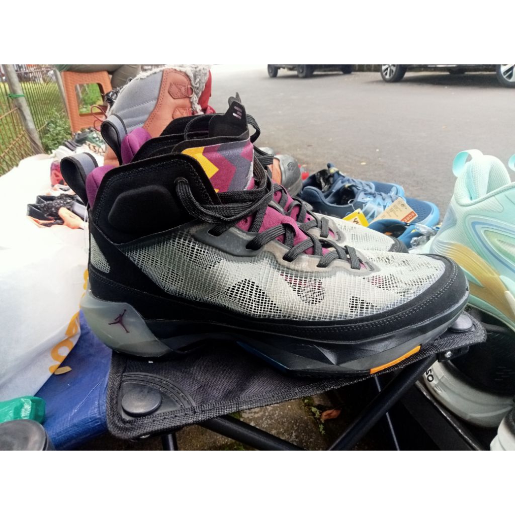 Sepatu Basket Jordan Original Second Size 44 insole 28 komplit ada box