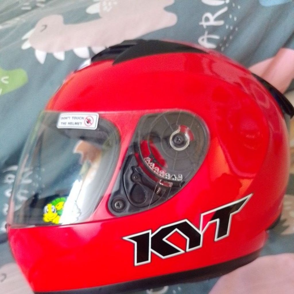 Helm KYT Full Merah R10 Original