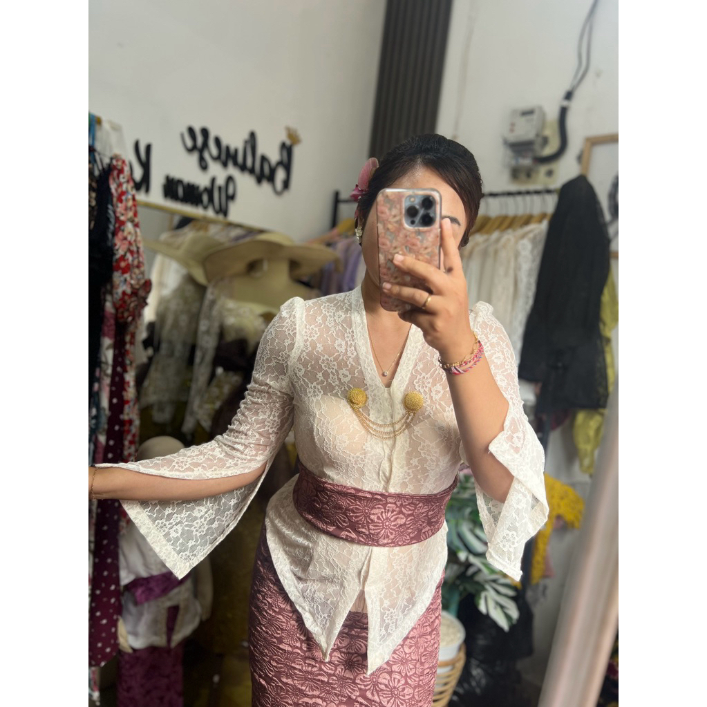 Vanilla Kebaya/ kebaya brokat jadi/ kebaya putih