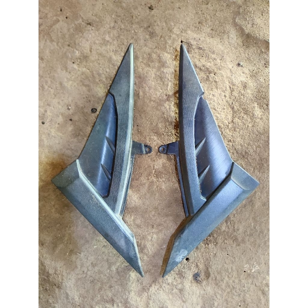 Body kasar hitam vixion old original