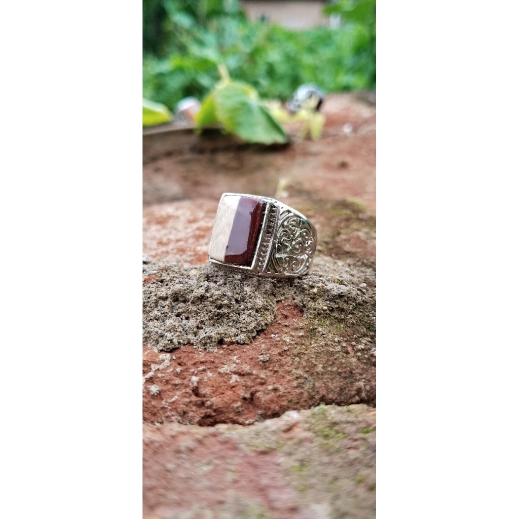 natural batu merah putih