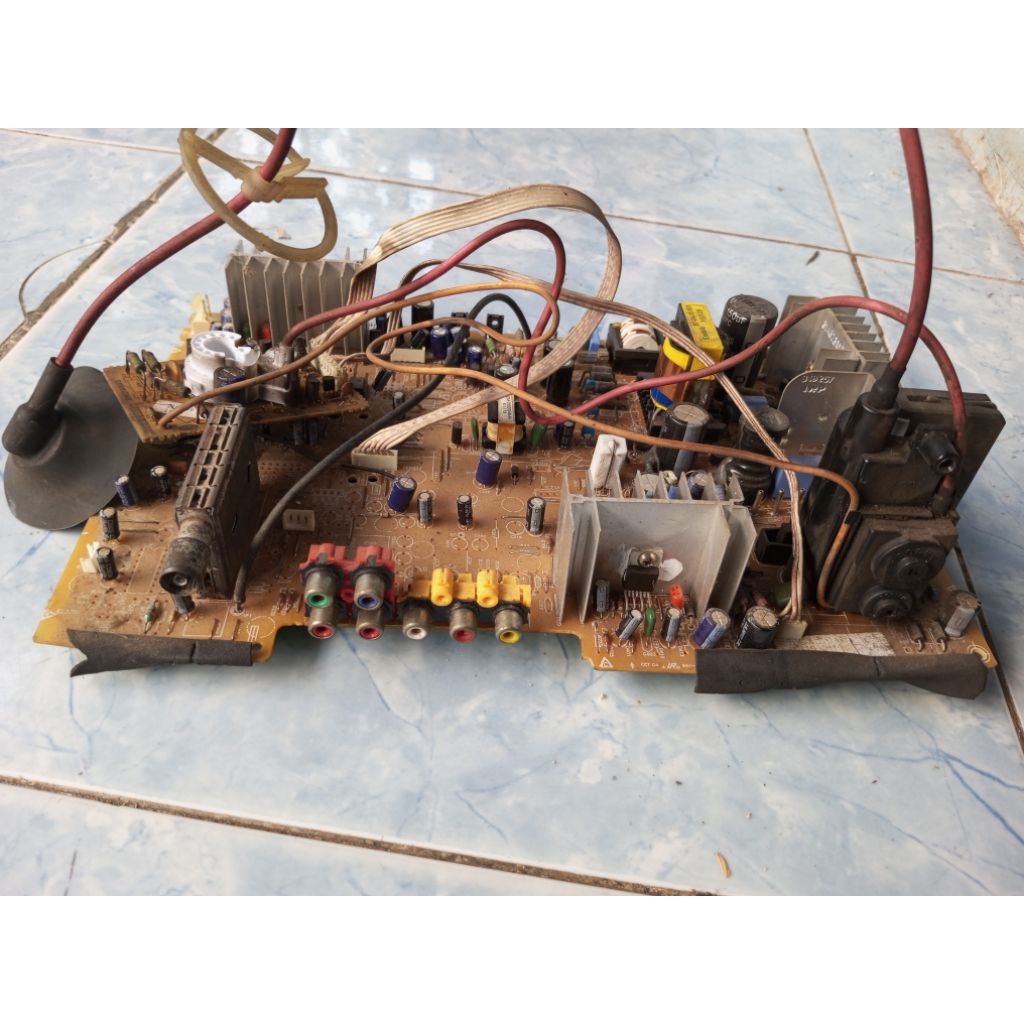 mesin tv Polytron 21 inc slim non xbr