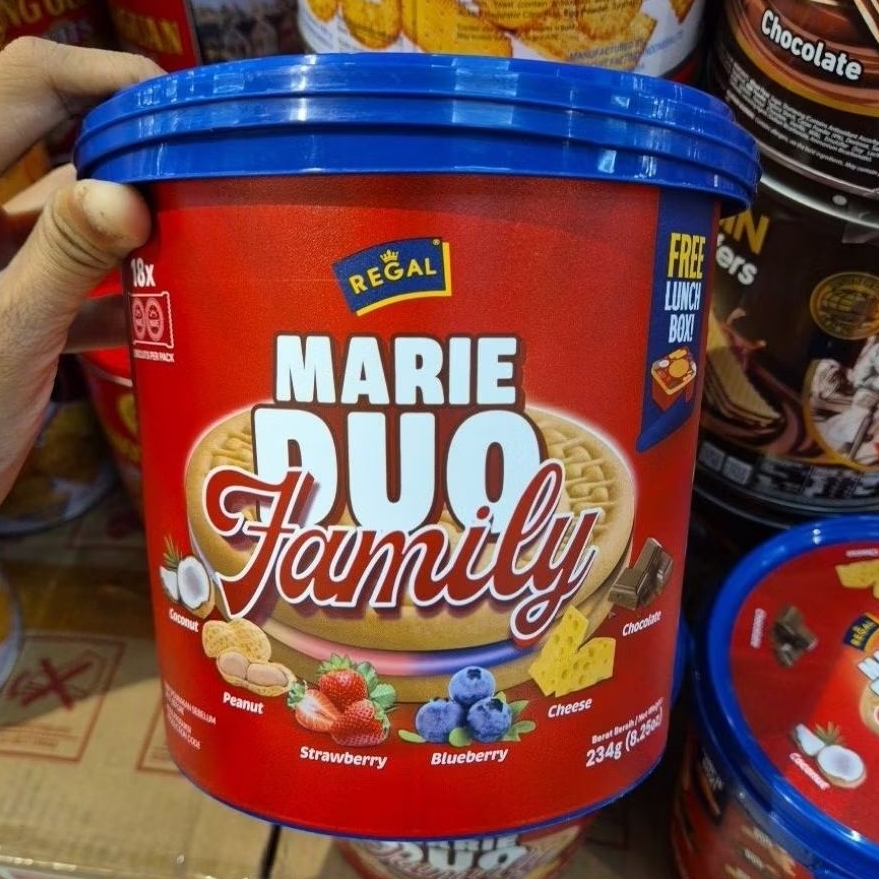 Regal Marie Duo Family Biskuit Aneka Rasa Toples 234gr