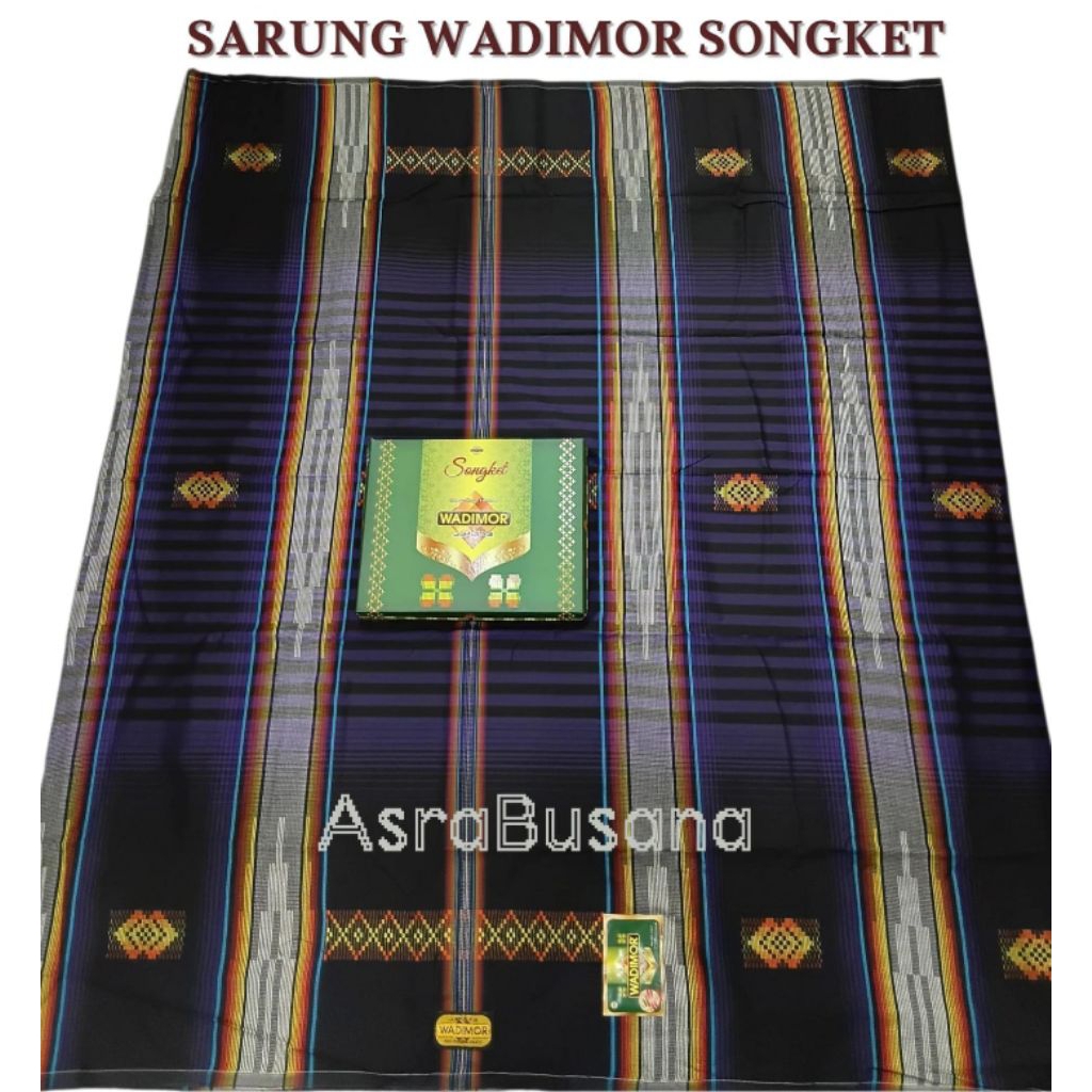Sarung tenun Wadimor Songket motif Bhs