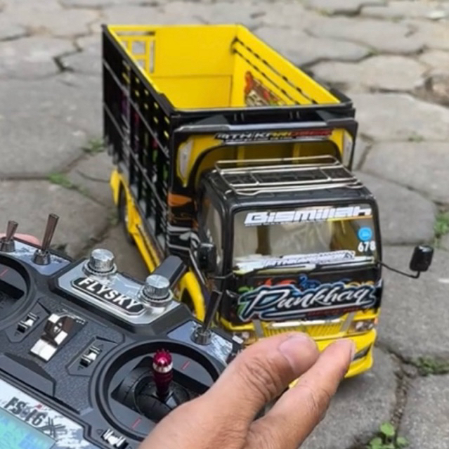 Mainan Miniatur Truk Oleng Full Lampu Terpal Termurah Truk Oleng Non Rc