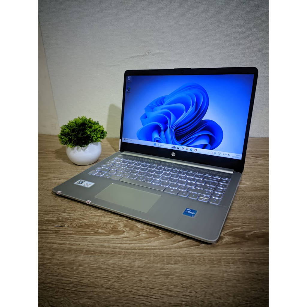 LAPTOP BARU HP 14S DQ5127TU Intel Core i3-1215U RAM 8 GB SSD 512 GB