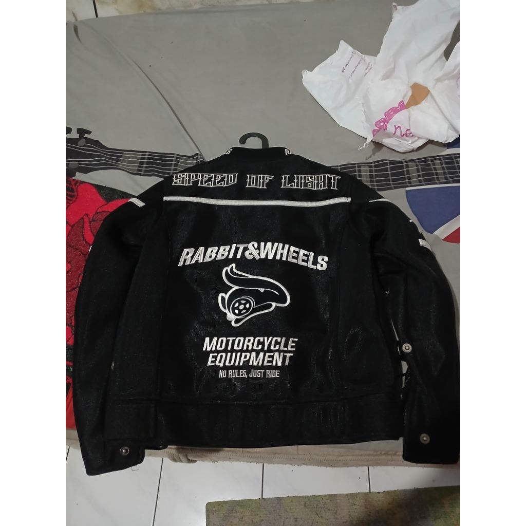 Rabbit and Wheels Midnight