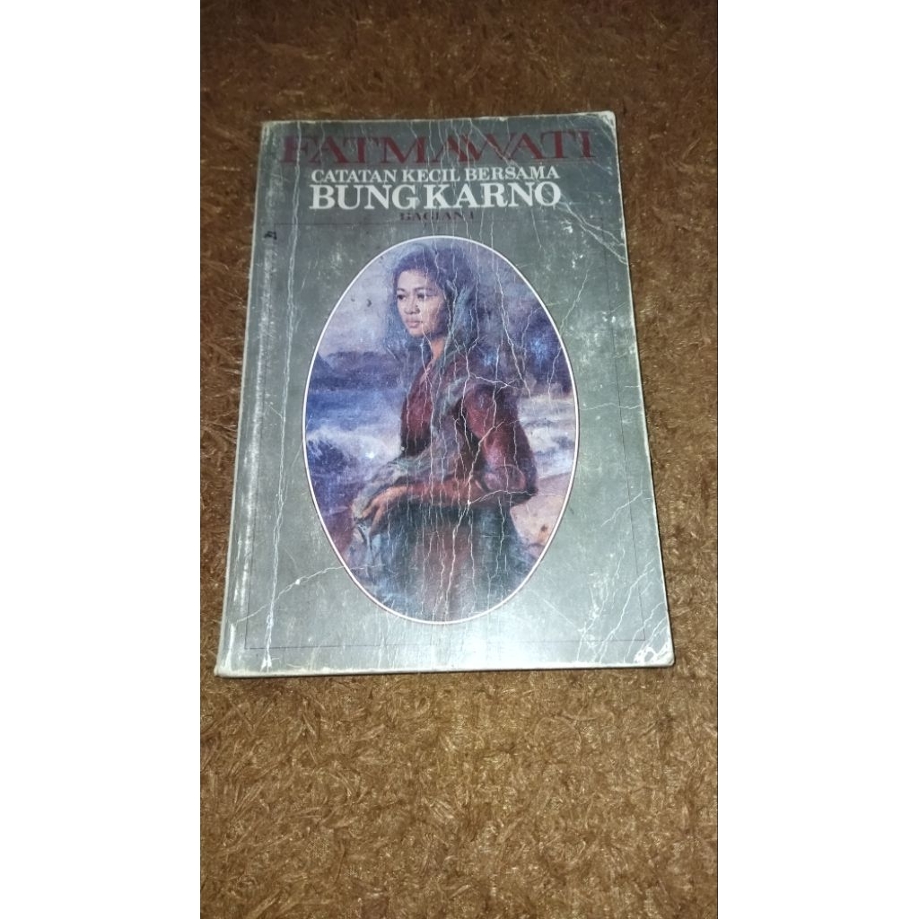 buku jadul Fatmawati,catatan kecil bersama Bungkarno