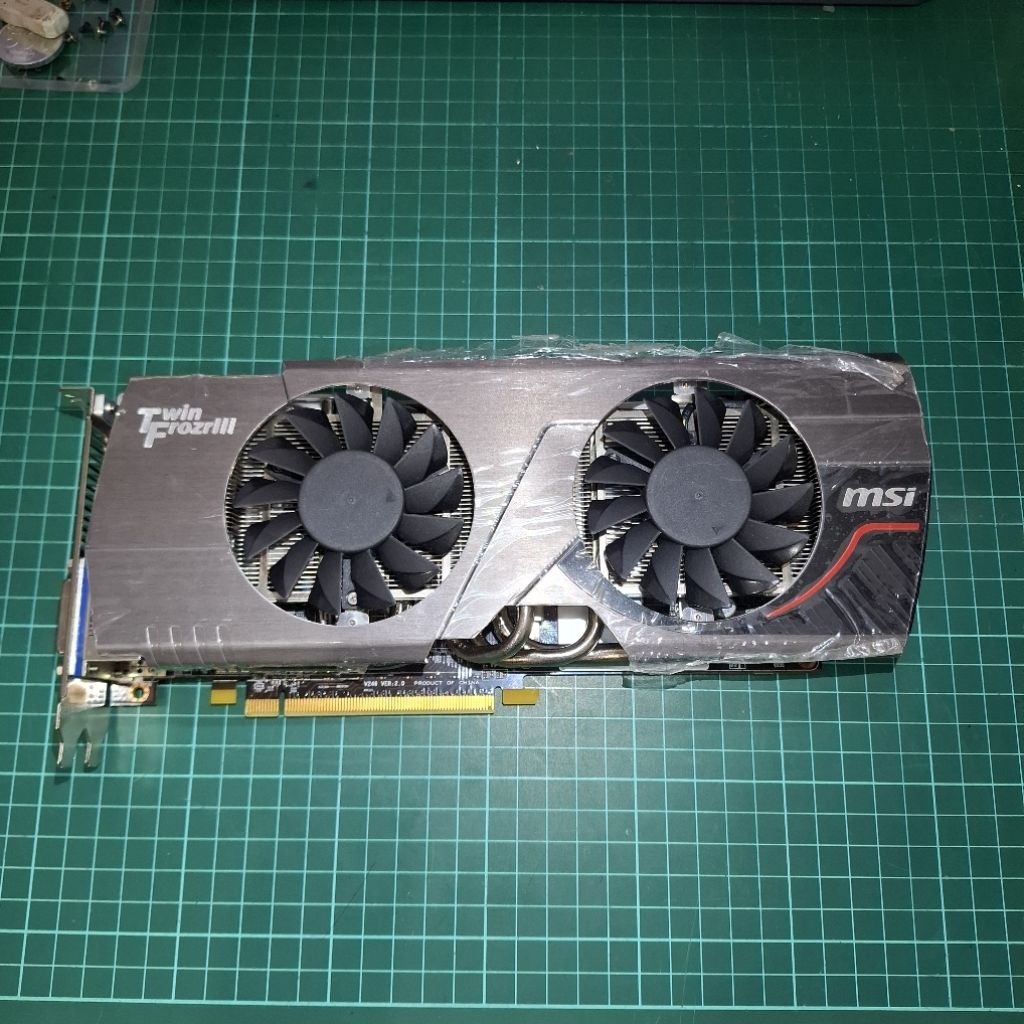 VGA GPU AMD Radeon HD6900 R6950 MSI Twinfrozr III like new