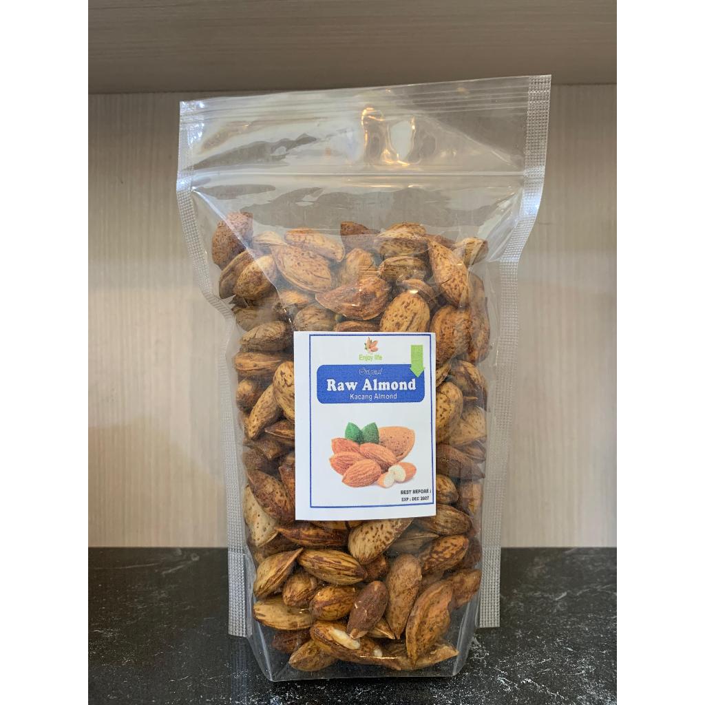Kacang Almond Premium Quality [500gr]/Kacang almond Roasted Premium