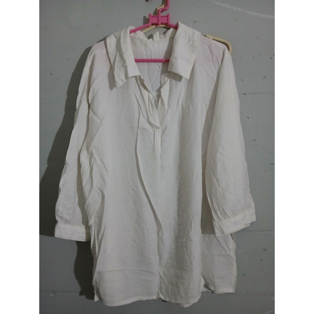 BLOUSE PUTIH / BLOUSE WANITA