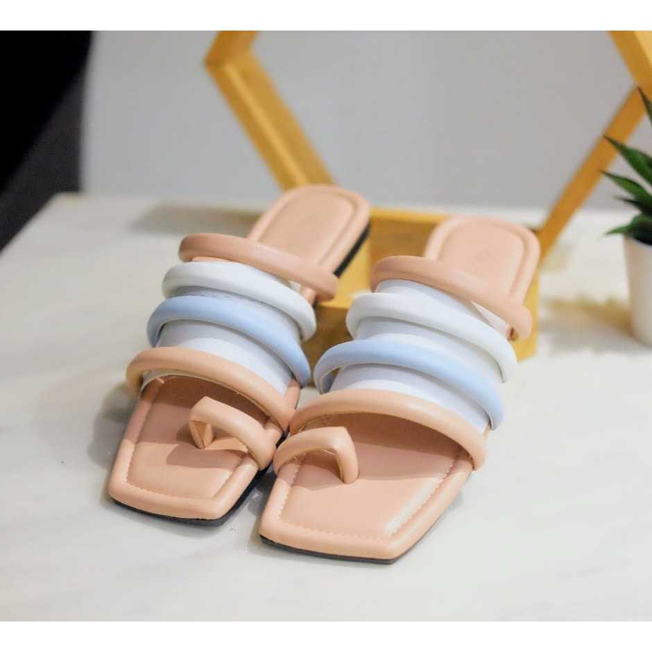 Sandal Slip-On Perempuan Hits Terbaru 2024 Macati / Sendal Lebaran Wanita Korean Style Sandal Murah 