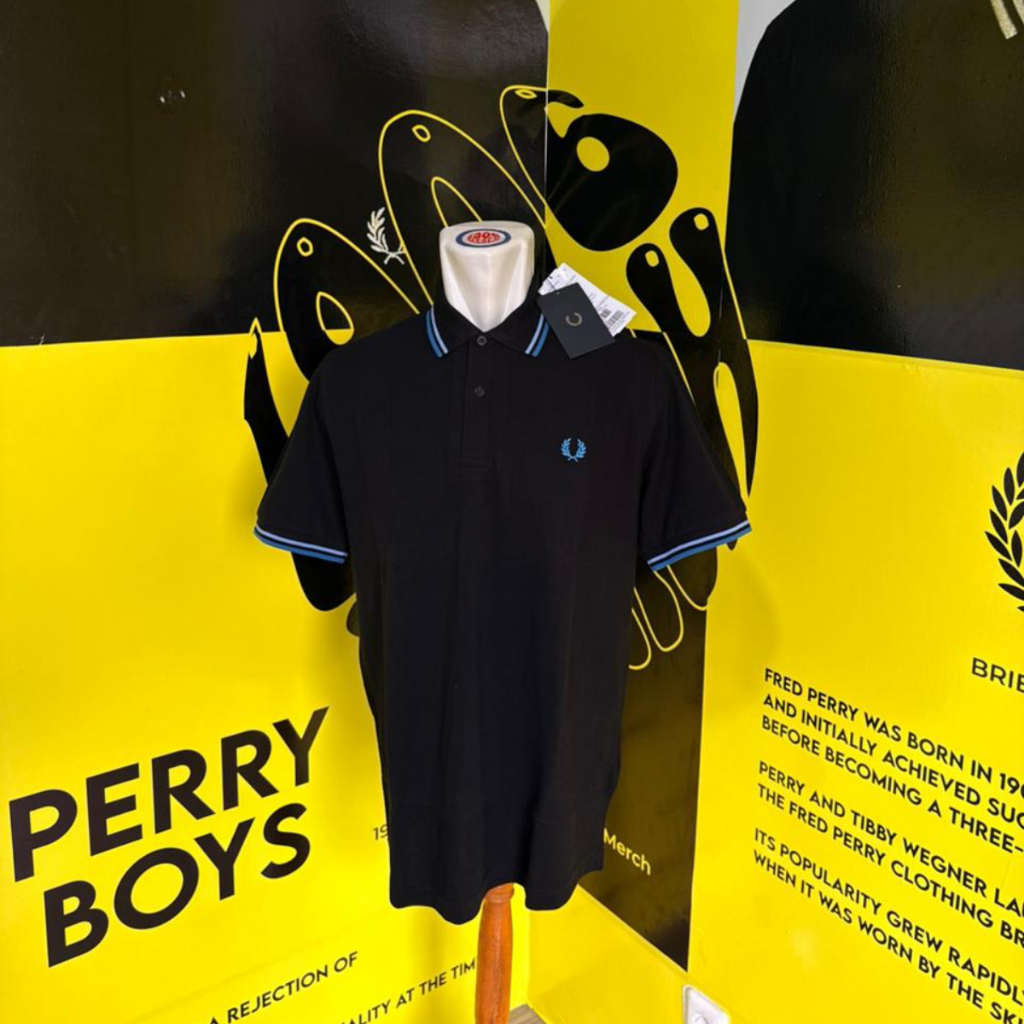 Fred Perry TWIN TIPPED FRED PERRY SHIRT BLACK/SKY/OCEAN (M12/X13)