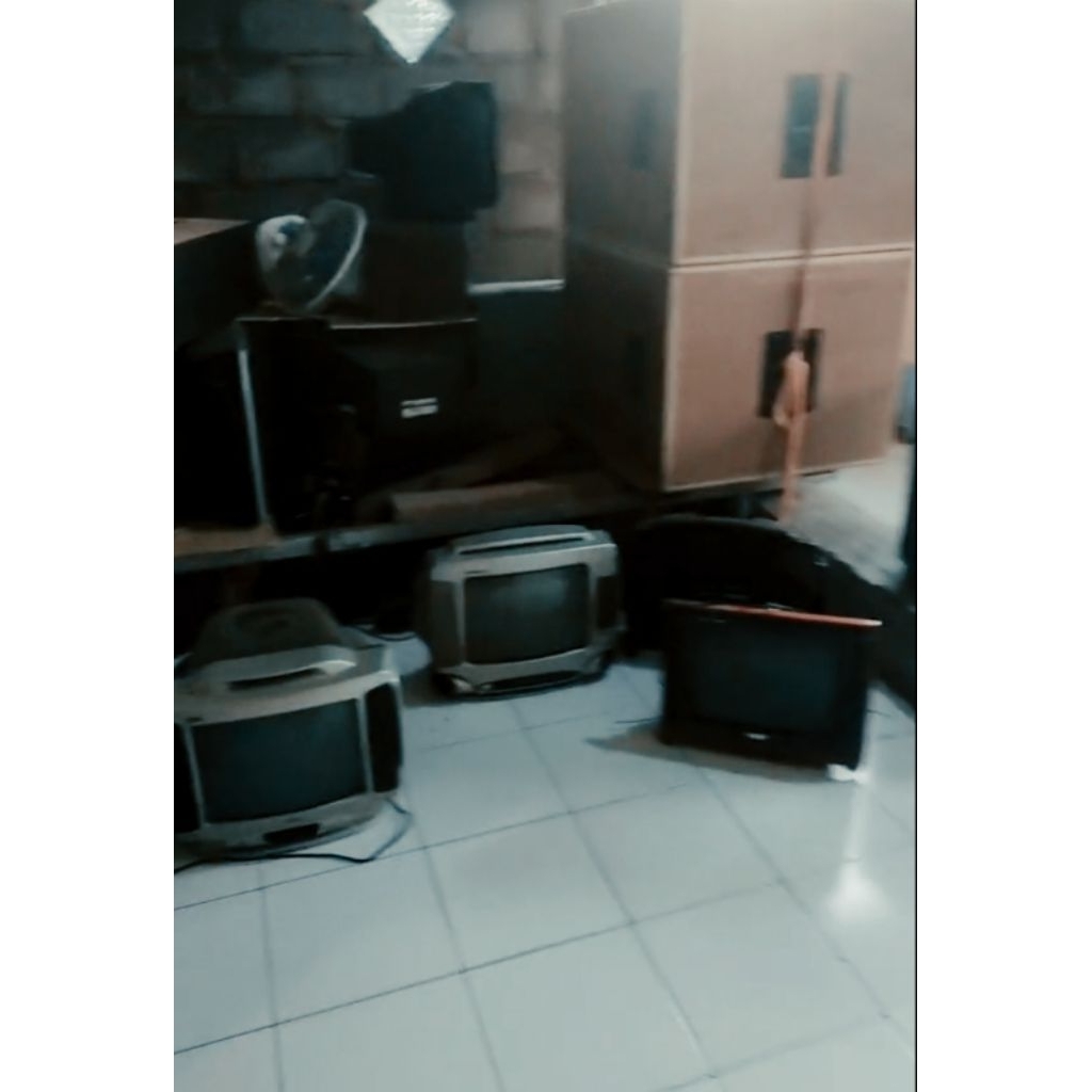 tv bekas tabung jadul 21 inch dan 14 inch normal murah terlaris