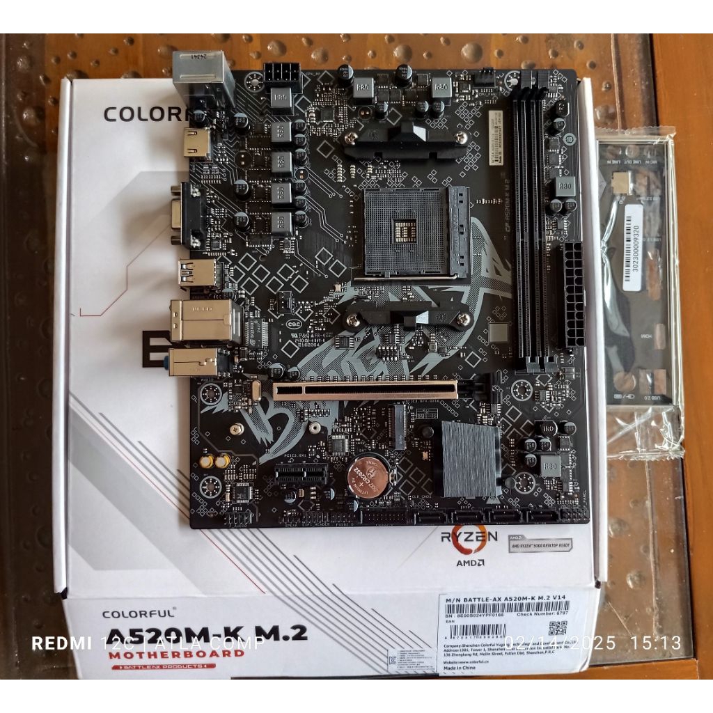 Paketan Ryzen 3 3200g +A520M+16gb kit