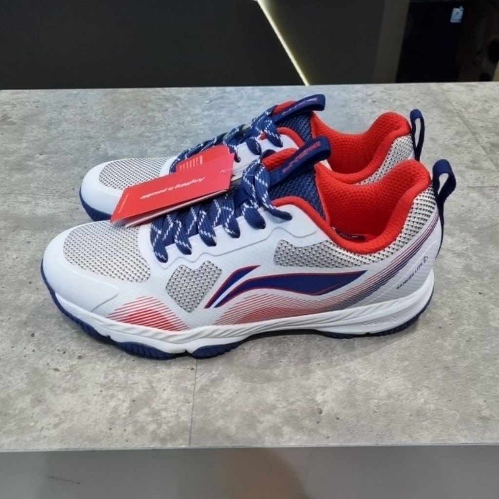 SEPATU BADMINTON LINING RANGER LITE Z1 WHITE/NAVY